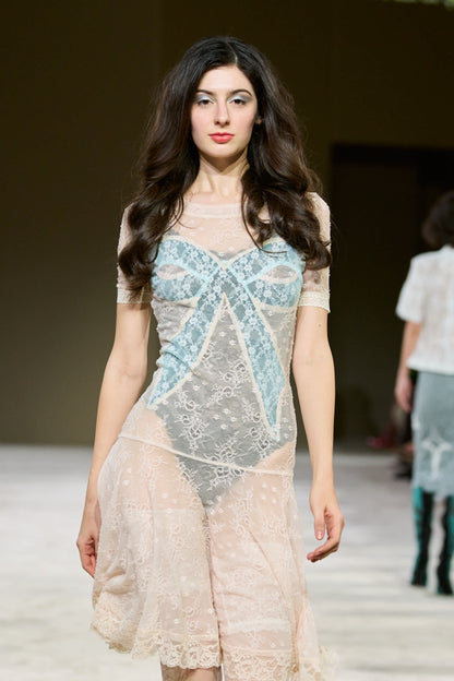 Bow Insert Short Sleeve Lace Dress