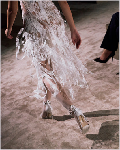 Halter-neck Solstiss Lace Bridal Dress